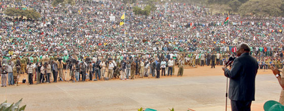 President Kibaki Addressing a "Yes" Rally